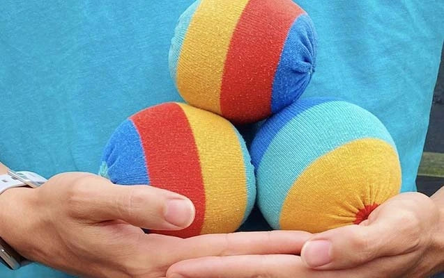 pelotas hechas de tela